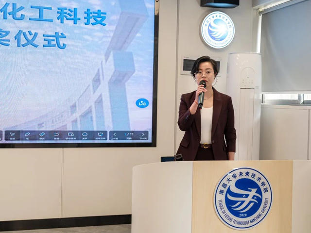 南昌大學隆重舉(ju) 行“廣源獎學金”頒獎儀(yi) 式