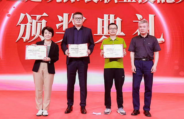 阿克蘇諾貝爾/華潤/立邦斬獲前三名！全國建築塗裝職業(ye) 技能大賽總決(jue) 賽盡顯英雄本色