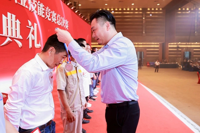 巔峰對決(jue)  斬獲五強丨美儷(li) 嘉閃耀全國建築塗裝職業(ye) 技能大賽總決(jue) 賽