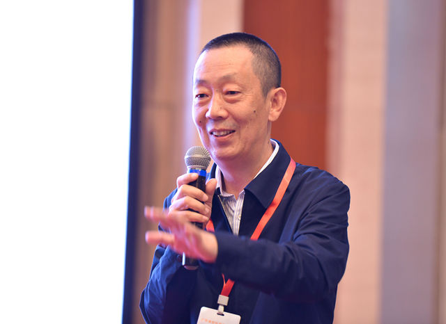 每四家企業(ye) 就有一個(ge) 專(zhuan) 精特新小巨人，廣東(dong) 省膠粘劑行業(ye) 協會(hui) 舉(ju) 行第一屆年會(hui) 