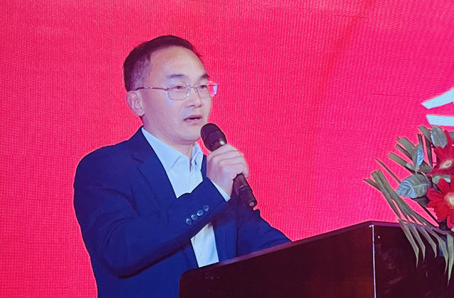 塗繪新藍圖 奮進新征程——成都塗料行業(ye) 協會(hui) 會(hui) 長楊汝良致辭