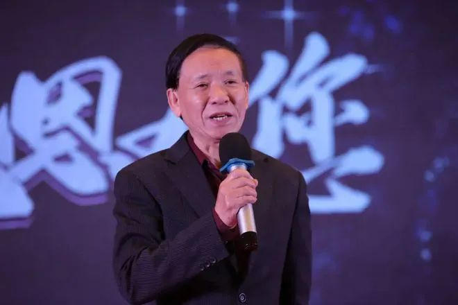 “塗”有獨衷的“老大哥”