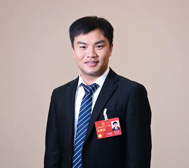 全國人大代表邀您一道“促進國內(nei) 本土產(chan) 業(ye) 升級，助力解決(jue) 卡脖子技術問題”