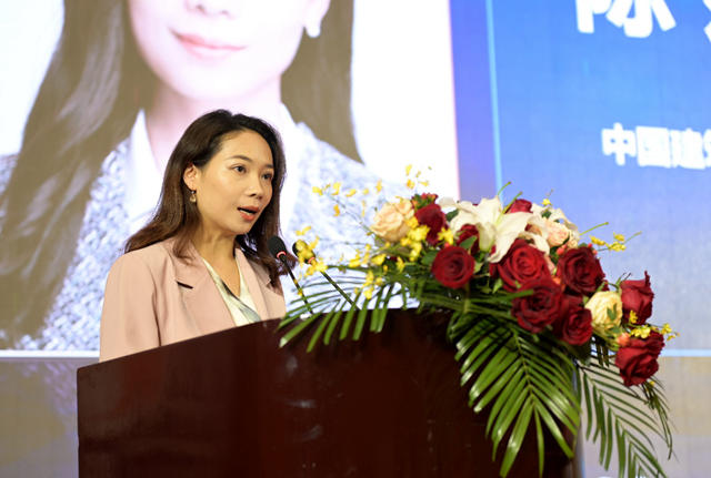 建築塗裝路在何方——中國建築塗裝產(chan) 業(ye) 2022年會(hui) 暨先進表彰大會(hui) 舉(ju) 行