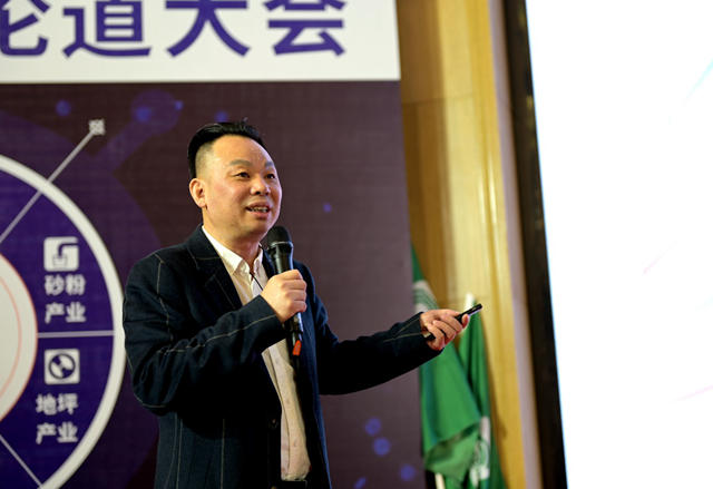 建築塗裝路在何方——中國建築塗裝產(chan) 業(ye) 2022年會(hui) 暨先進表彰大會(hui) 舉(ju) 行