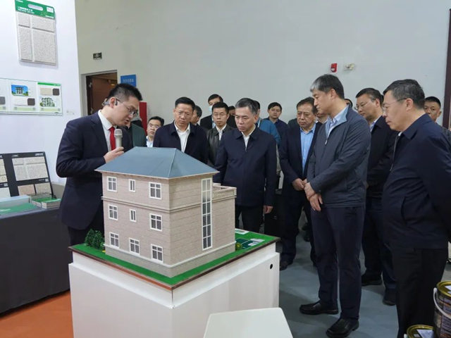 三棵樹出席綠色建材下鄉(xiang) 活動福建站啟動會(hui) ，榮膺惠民領軍(jun) 計劃授牌