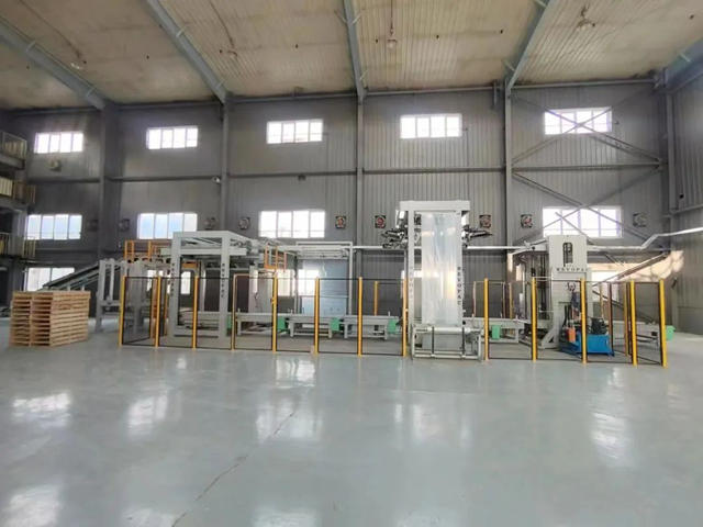 金隅塗料年產(chan) 兩(liang) 萬(wan) 噸石膏基防火塗料生產(chan) 線投用