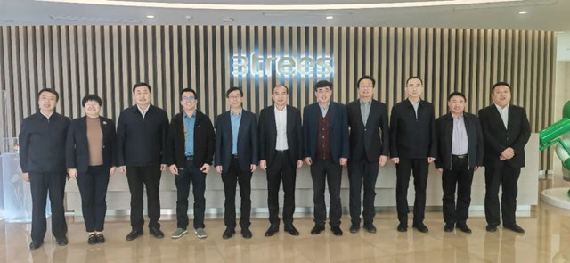 三棵樹與(yu) 南方科技大學徐政和院士團隊簽訂合作協議