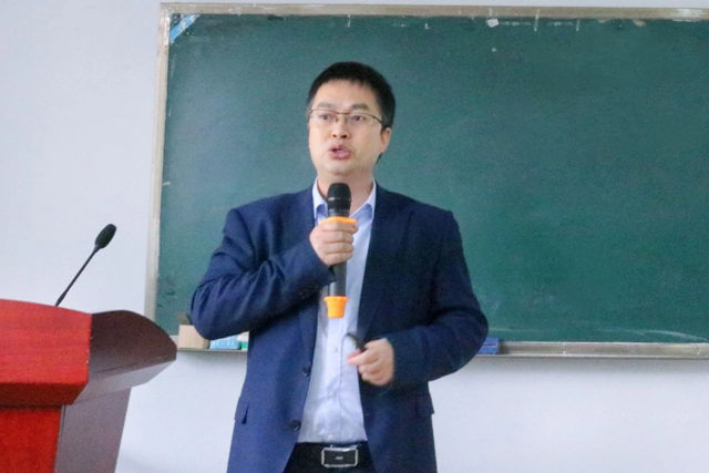 燈塔塗料走進天津理工大學，開展校企合作暨人才引進交流活動