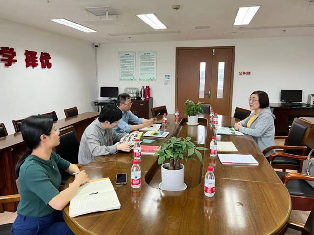 發揮綠色塗料“源頭替代”資源對接平台作用 走進寧波市生態環境局北侖(lun) 分局和鎮海分局