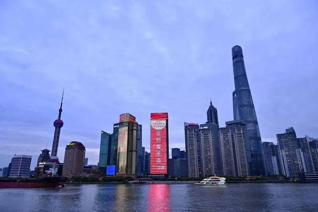 在上海街頭，與(yu) 立邦來一場“不期而遇”