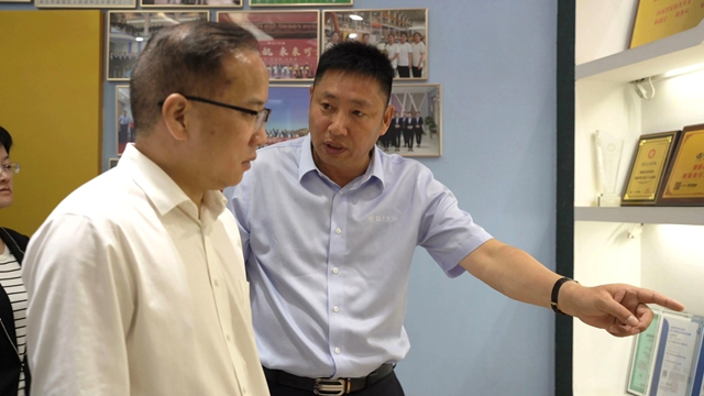 省工商聯主席胡漢陽蒞臨(lin) 潔士美調研指導