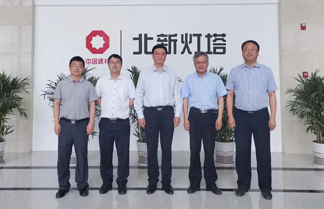 中國塗料工業(ye) 協會(hui) 會(hui) 長劉普軍(jun) 一行到訪燈塔塗料
