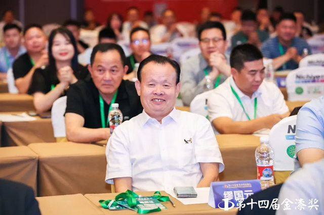 晨光斬獲第十四屆金漆獎兩(liang) 項重磅榮譽！