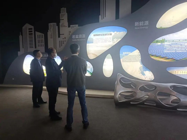 嘉寶莉赴榆林經開區開展商務交流，共同探討石油石化防腐合作