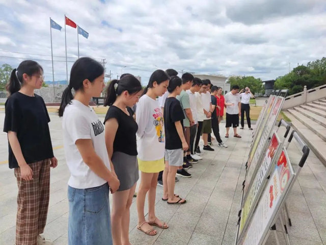 【廣源集團】道德模範進企業(ye) ，樹立榜樣促發展