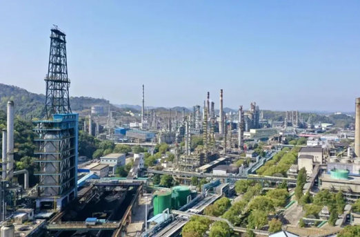 700億(yi) 大佬，投資10億(yi) 建設高性能環氧樹脂