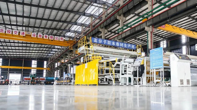 科順股份高分子防水卷材智能產(chan) 線試產(chan) 成功