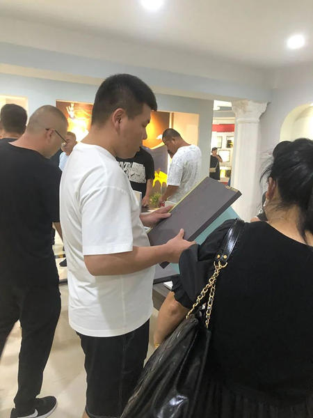 華北各地家具廠商蒞臨(lin) 萊威化工參觀交流
