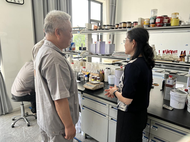 寧波塗協標委會(hui) 專(zhuan) 家赴《機械設備用水性聚氨酯塗料》 團體(ti) 標準實施企業(ye) 指導工作