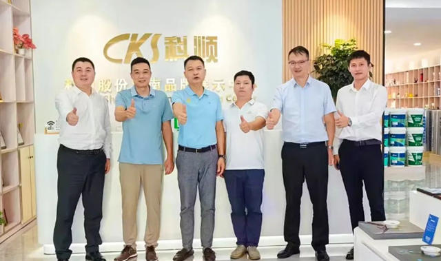 科順股份集團董事長陳偉(wei) 忠深入零售市場一線，堅定信心加速布局