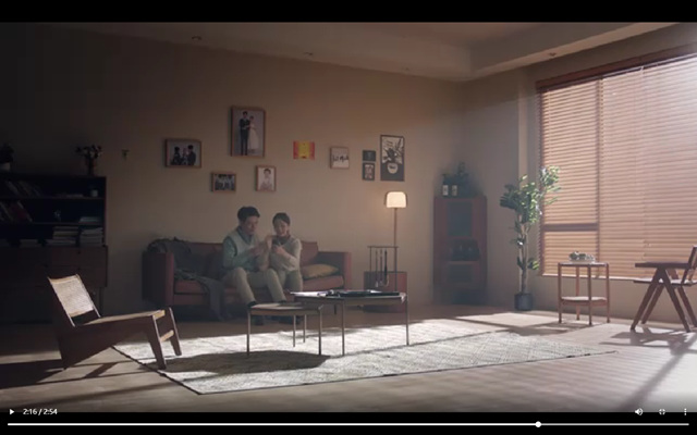 熱愛她就拍她，嘉寶莉為(wei) 杭州亞(ya) 運，注入塗料故事