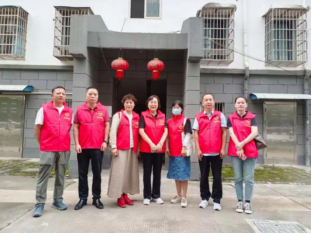 勇擔使命  傾(qing) 情奉獻——寧波塗協開展公益愛心活動