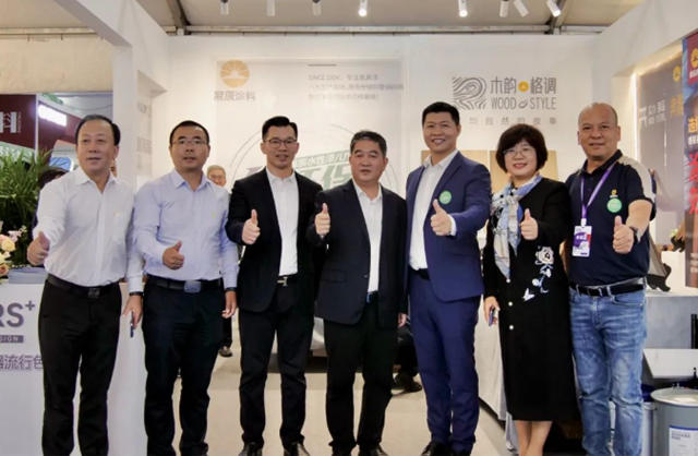 展辰新材驚豔亮相首屆南康家具綠色供應鏈展覽會(hui) 