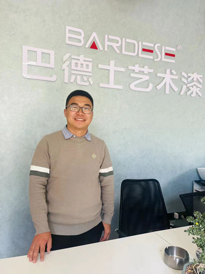 金銷商｜這個(ge) 90後經銷商不簡單，麵對內(nei) 卷定下三年翻番 ——神秘彩金随机派发规则專(zhuan) 訪巴德士楚雄經銷商謝友傑