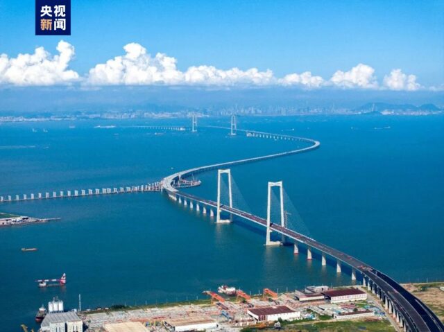 “海底長城”深中通道主線貫通！七二五所、中遠關(guan) 西、海虹老人塗料技術為(wei) 超級工程護航