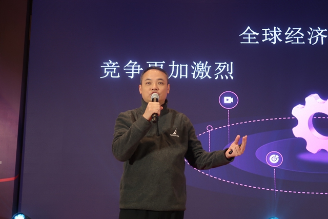 行業(ye) 大咖齊聚這場塗料盛會(hui)  他們(men) 都講了什麽(me) ？