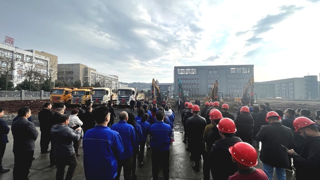 新年搶市場！多個(ge) 塗料項目齊開工