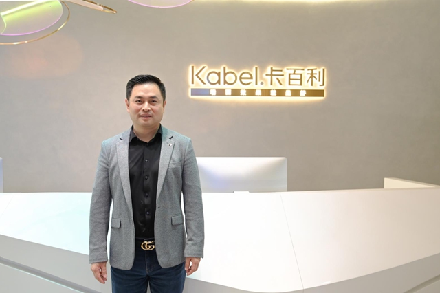 卡百利王輝：不羨五百強，隻做一麵牆