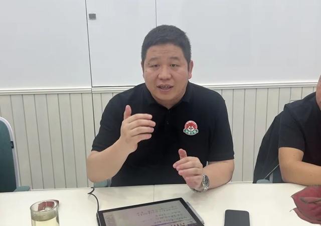 秦占學會(hui) 長應邀赴深圳鬆堡王國、展辰新材考察調研