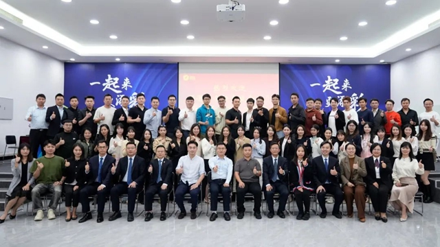 順德青企協青駿會(hui) 一行到訪巴德富集團參觀交流