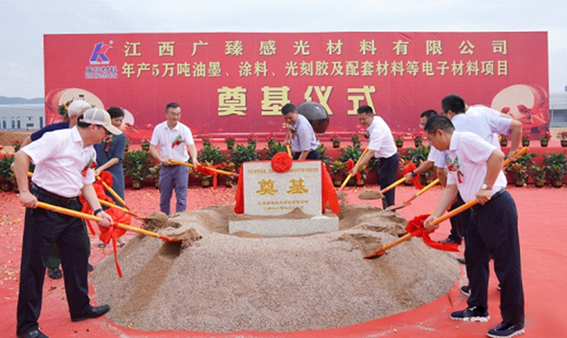40萬(wan) 利潤撐起33億(yi) 市值！這家塗企跟東(dong) 方雨虹、龍佰有一拚？