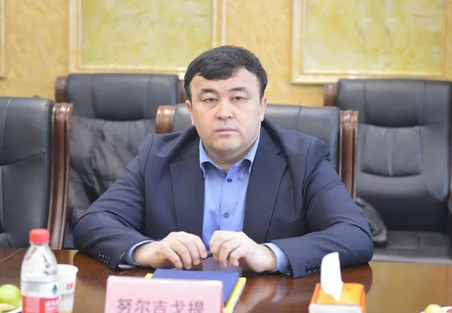 哈薩克斯坦突厥斯坦州工商部部長一行到訪德嘉麗(li) 集團考察學習(xi) 