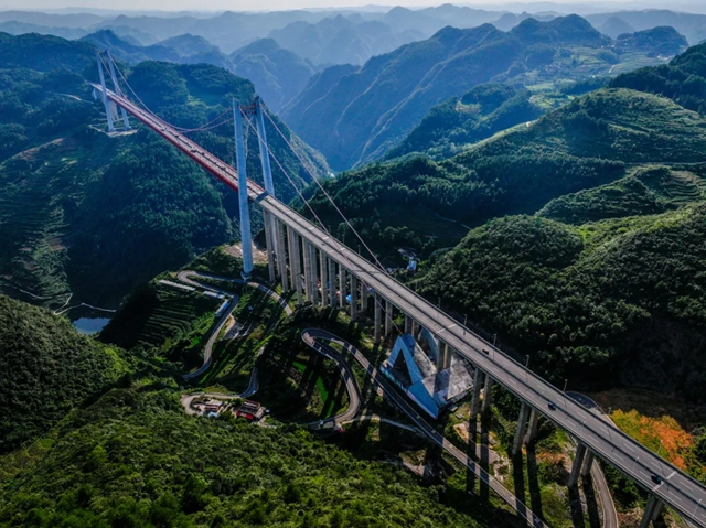 嘉寶莉，打破難以跨越的天塹