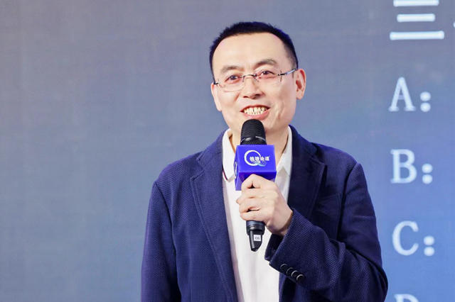 錢塘論道組委會(hui) 與(yu) 萬(wan) 水波谘詢、小微快抖、中塗材戰略簽約