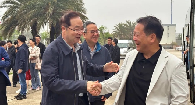 台州市慈善總會(hui) 蒞臨(lin) 魚童參觀交流，共築愛心橋梁