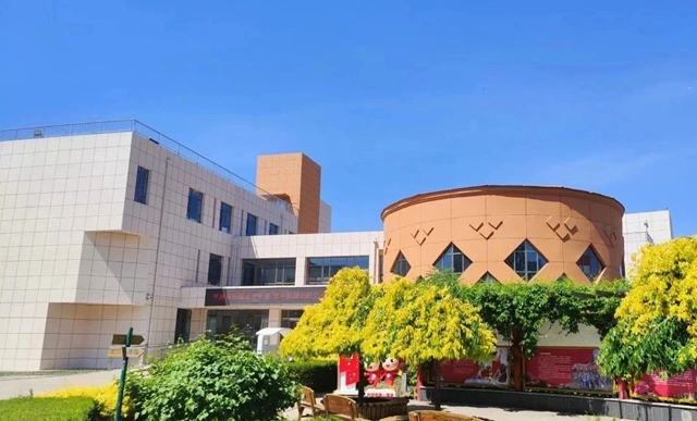 綠色安全校園：富思特的“因教施材”全場景塗裝解決(jue) 方案