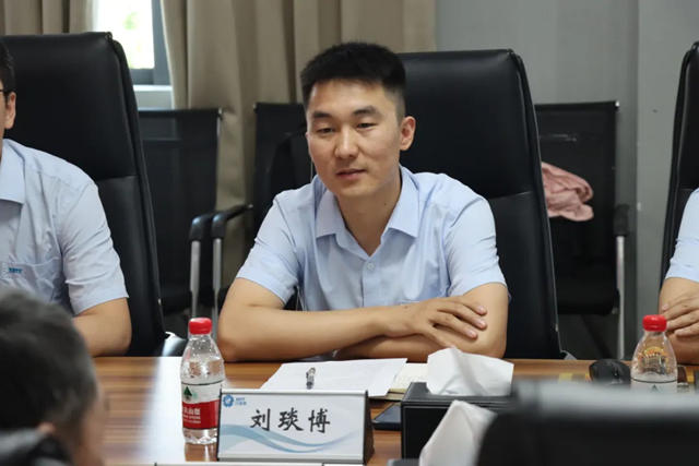 山東(dong) 省表麵工程協會(hui) 電泳專(zhuan) 業(ye) 委員會(hui) 主任委員到訪巴德富參觀交流