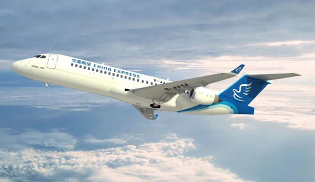 藝術塗料首家！瓦科飛機廣告震撼登陸華夏航空