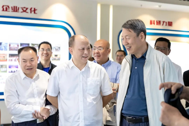 省政協黨(dang) 組副書(shu) 記、副主席陳俊卿到廣源開展提案工作調研