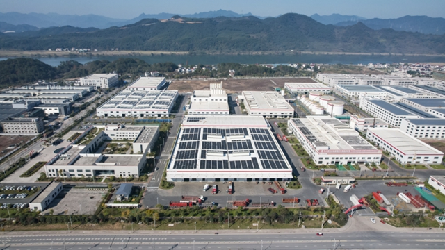 東(dong) 方雨虹榮登“2024金蜜蜂企業(ye) 社會(hui) 責任·中國榜”