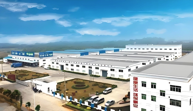 為(wei) 給南康家具貼上環保標簽，巴德士董事長在家鄉(xiang) 建了三個(ge) 廠