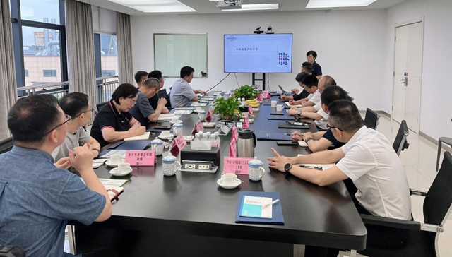 寧波塗協組織企業(ye) 赴水性塗料企業(ye) 參觀學習(xi) 