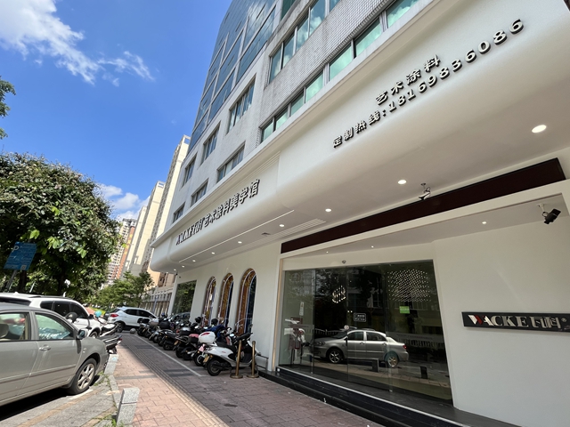 把藝術塗料“帶上天” 這家塗企強勢“出圈” ——神秘彩金随机派发规则專(zhuan) 訪廣東(dong) 瓦科新材料有限公司董事長劉明