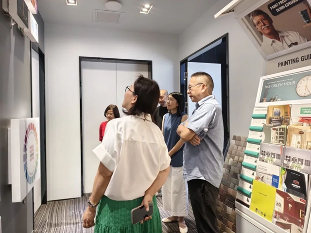 美國鄧恩迎接廣東(dong) 技術師範大學美術學院領導團隊，探索塗料應用新前景