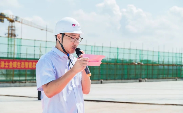 喜訊！杏壇新總部項目二期3號廠房喜封金頂！